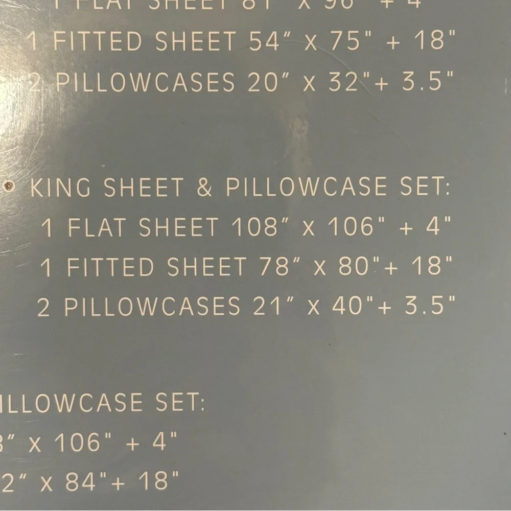 Kassatex King Sheet and Pillow Set- White and Pink Bow Brand New